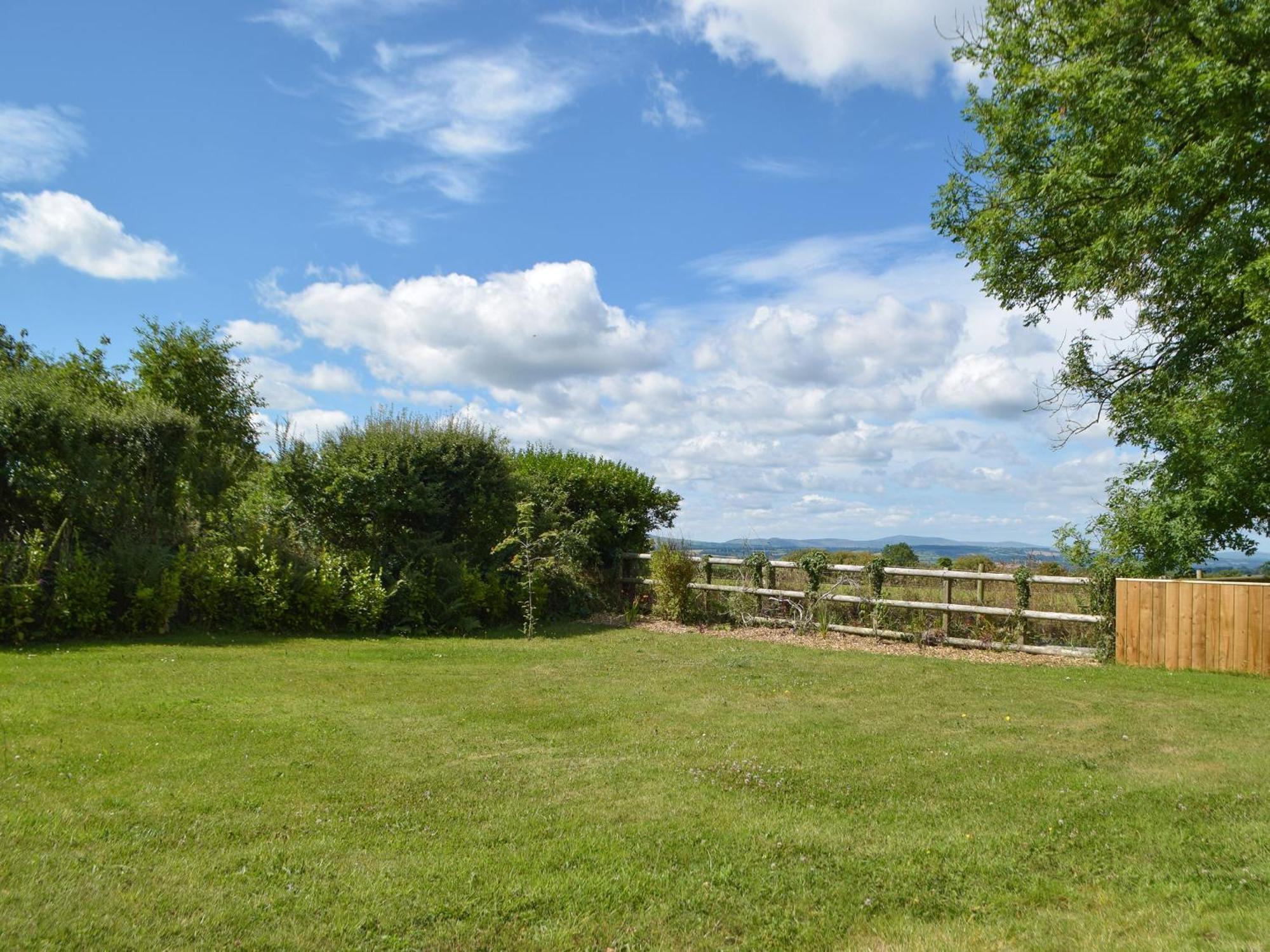 Tyn Y Coed Villa Betws Ifan Luaran gambar